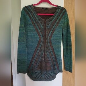 💜2 for $10💜 Bundle and save Green and Brown V-Neck Sweater